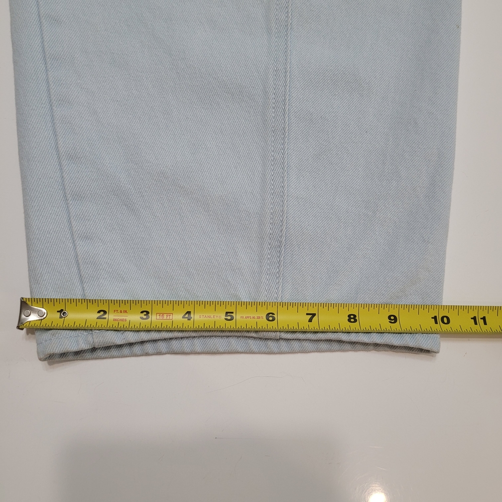 Universal Thread High-Rise Curved Leg Barrel Ballow Light Wash Jeans  Size 6 - Picture 9 of 16